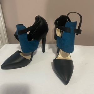 Stilleto pumps